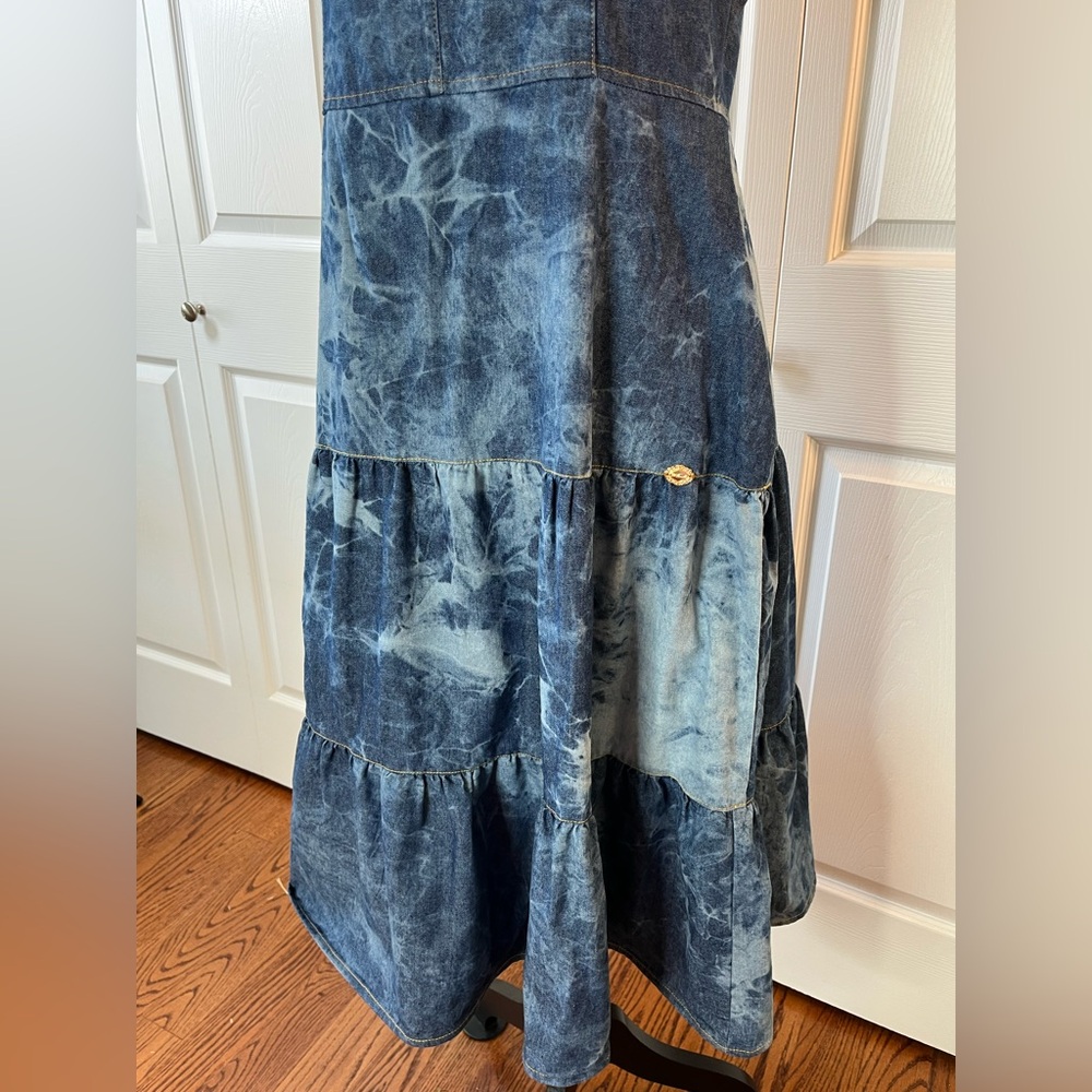 D’ Vanelle Elegant Blue Tie-Dye Denim Dress, size M - Picture 10 of 17